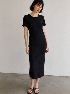 Outlook Black Short Sleeve Textured Crepe Midi Dress Minimalist 90s Women's 10